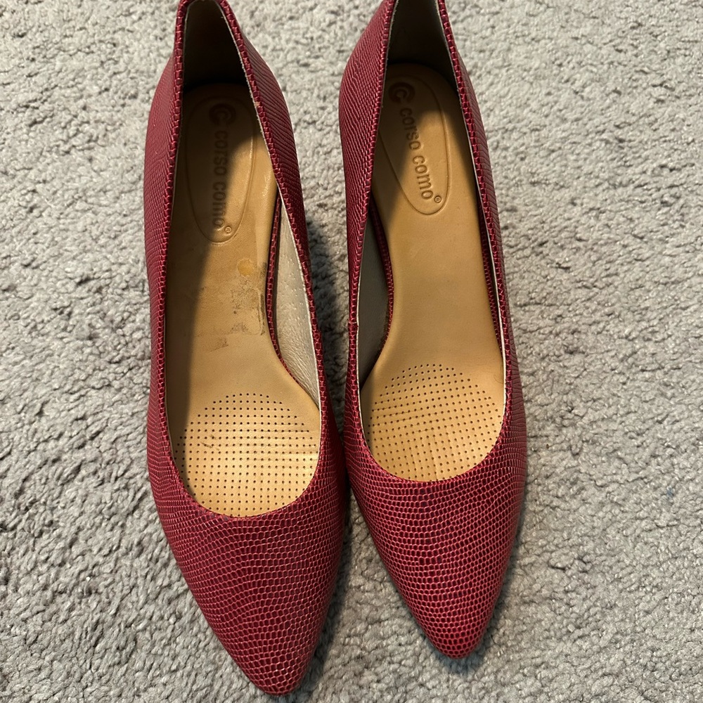Corso Como Red Textured Heels